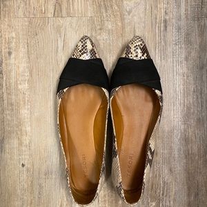 Tesori Snakeskin Flats (Nordstrom Brand)- Size 11